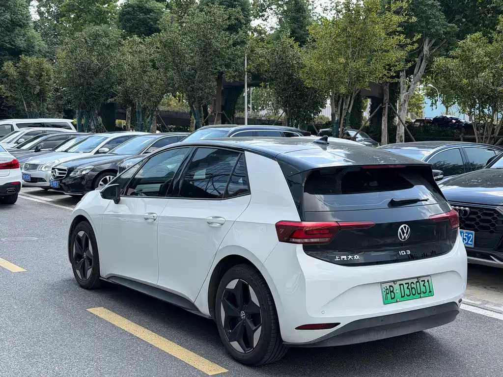 Volkswagen ID.3 — миниатюра 7