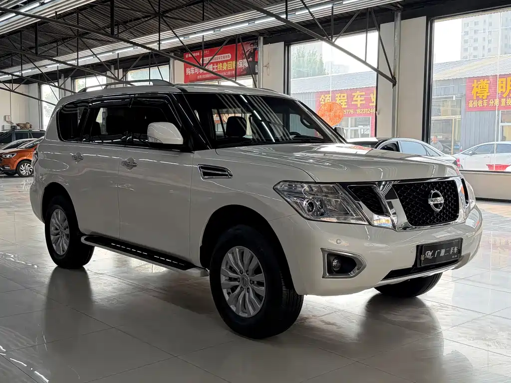 Nissan Patrol — миниатюра 3