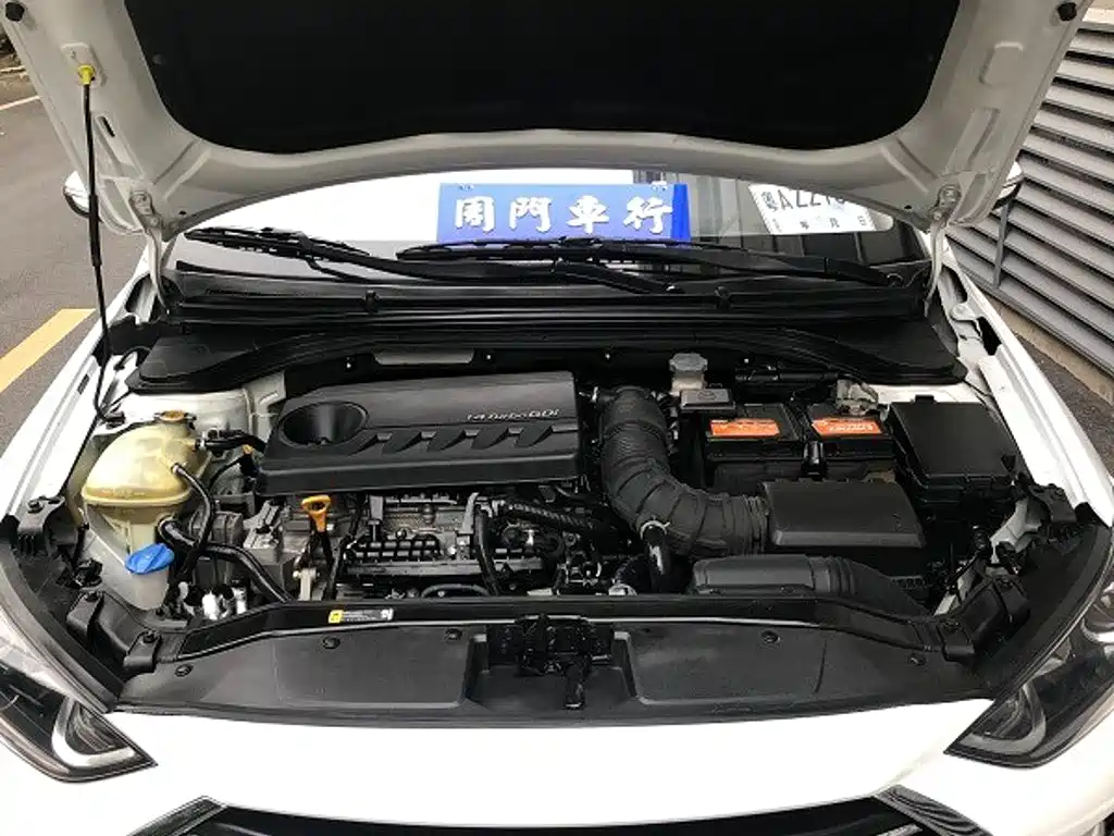 Hyundai Elantra — миниатюра 4