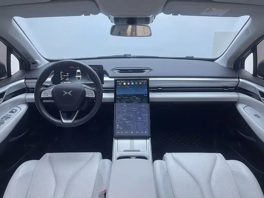 XPeng P5 — миниатюра 16