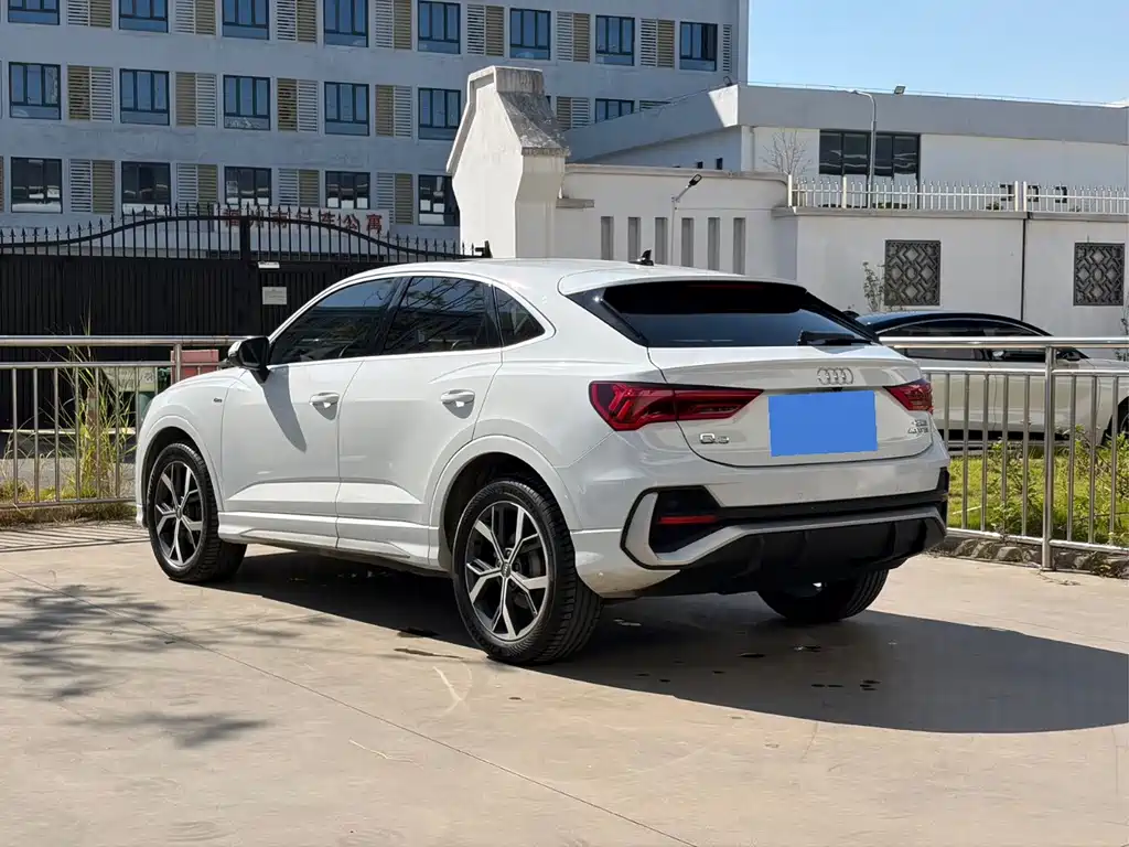 Audi Q3 Sportback — миниатюра 6
