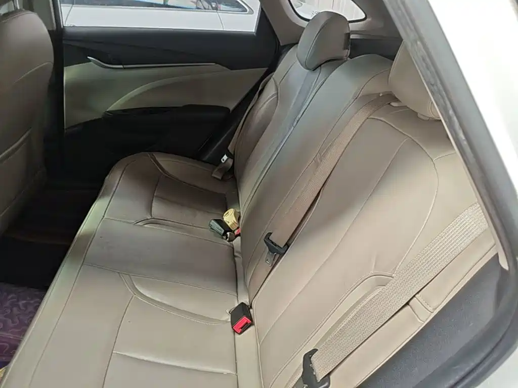 Buick Excelle — миниатюра 17