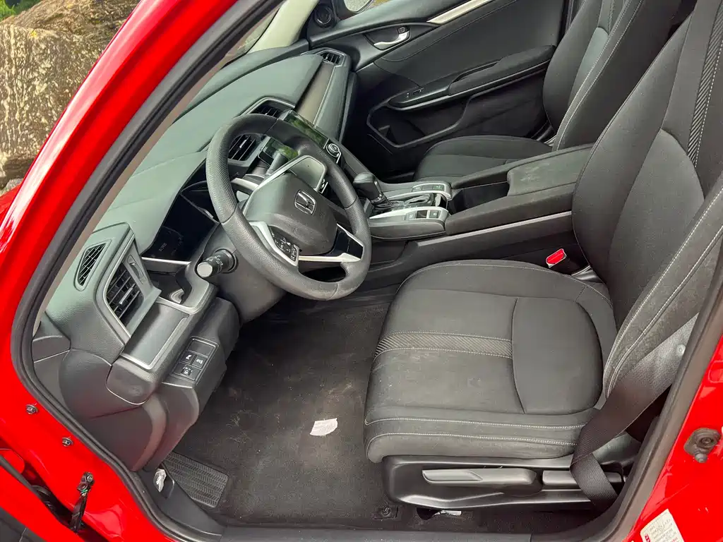 Honda Civic — миниатюра 9