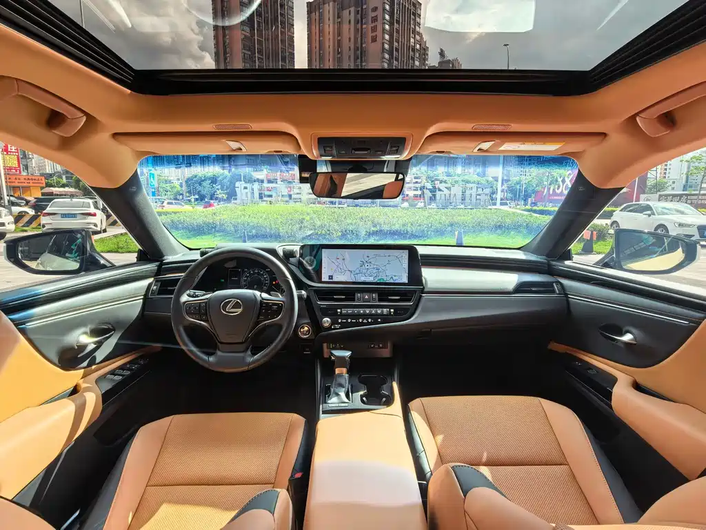 Lexus ES — миниатюра 16