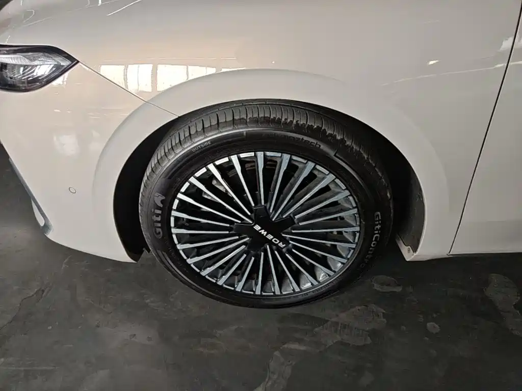 Roewe M7 DMH — миниатюра 23