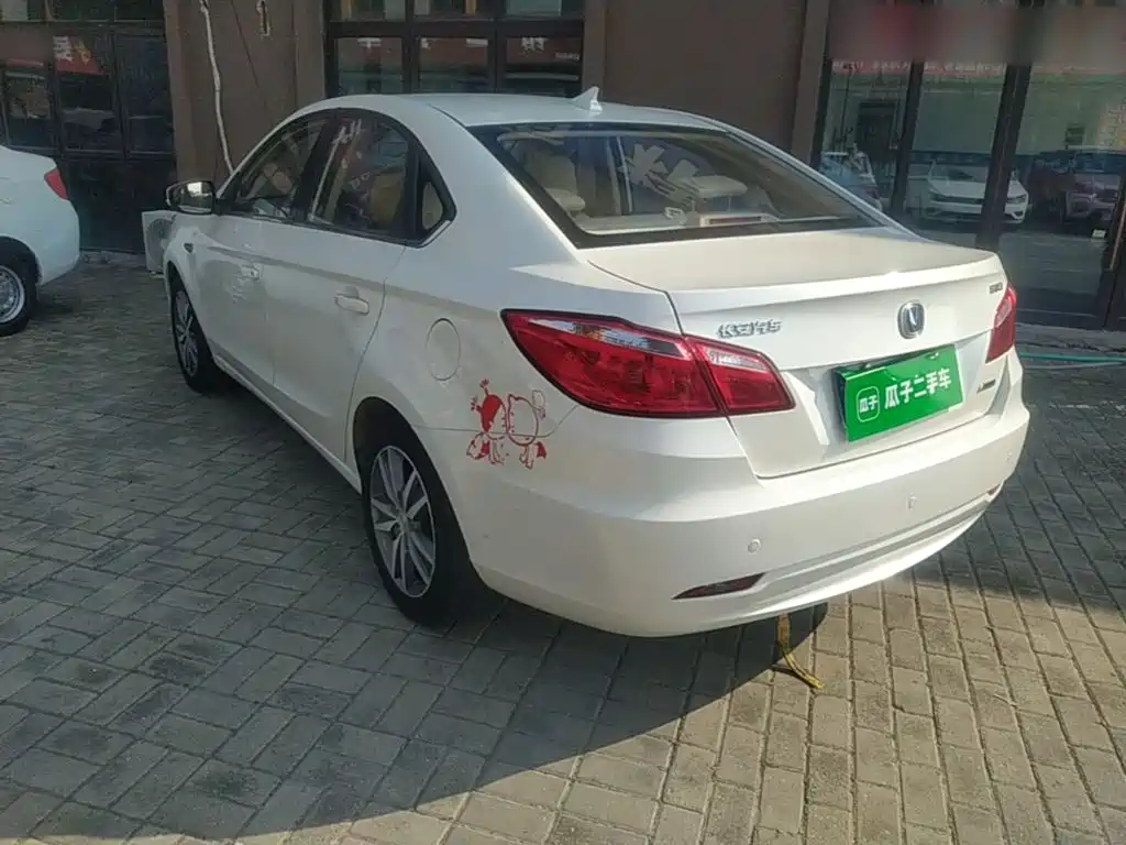 Changan Eado — миниатюра 5