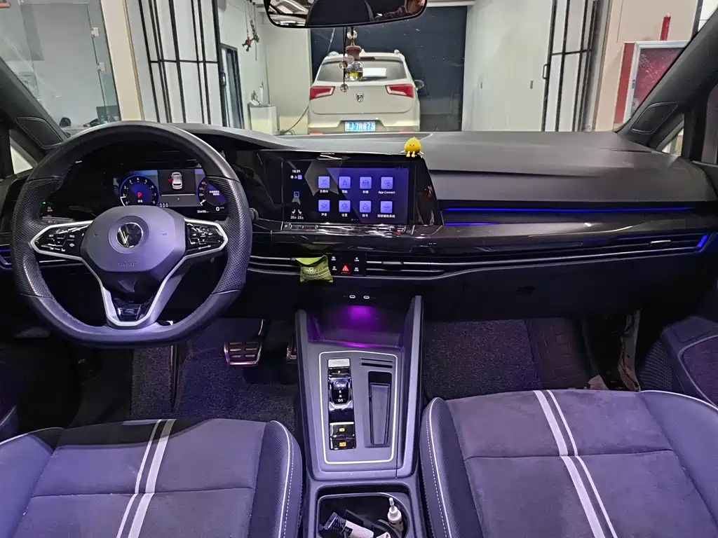 Volkswagen Golf — миниатюра 6