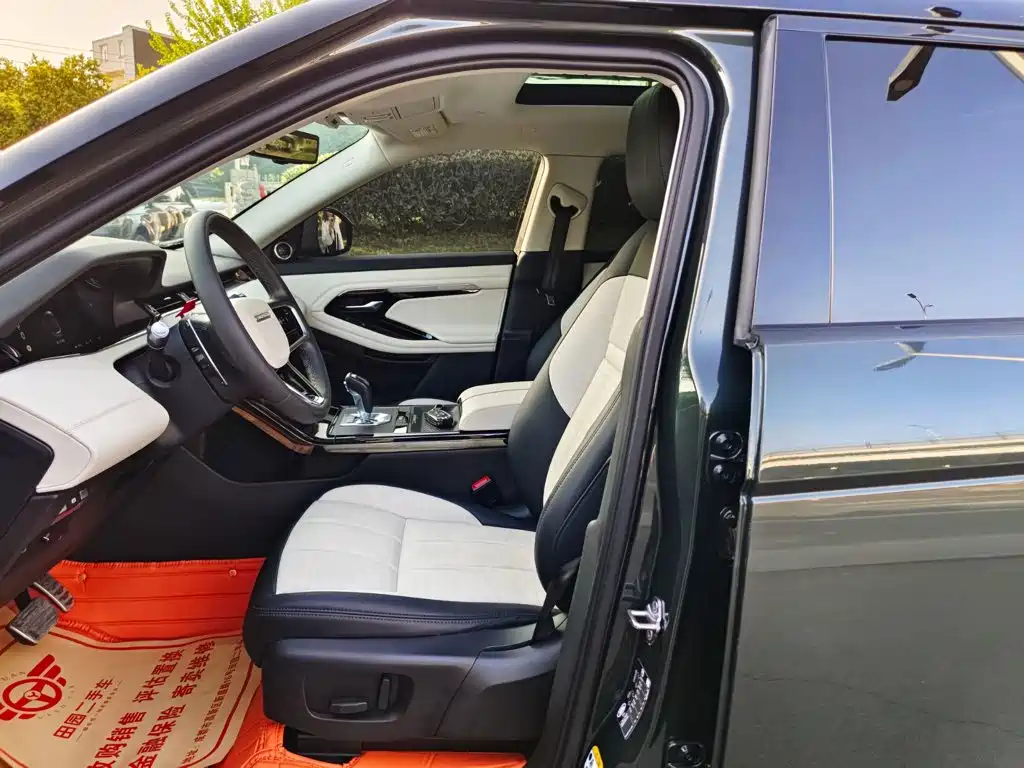 Land Rover Evoque — миниатюра 8