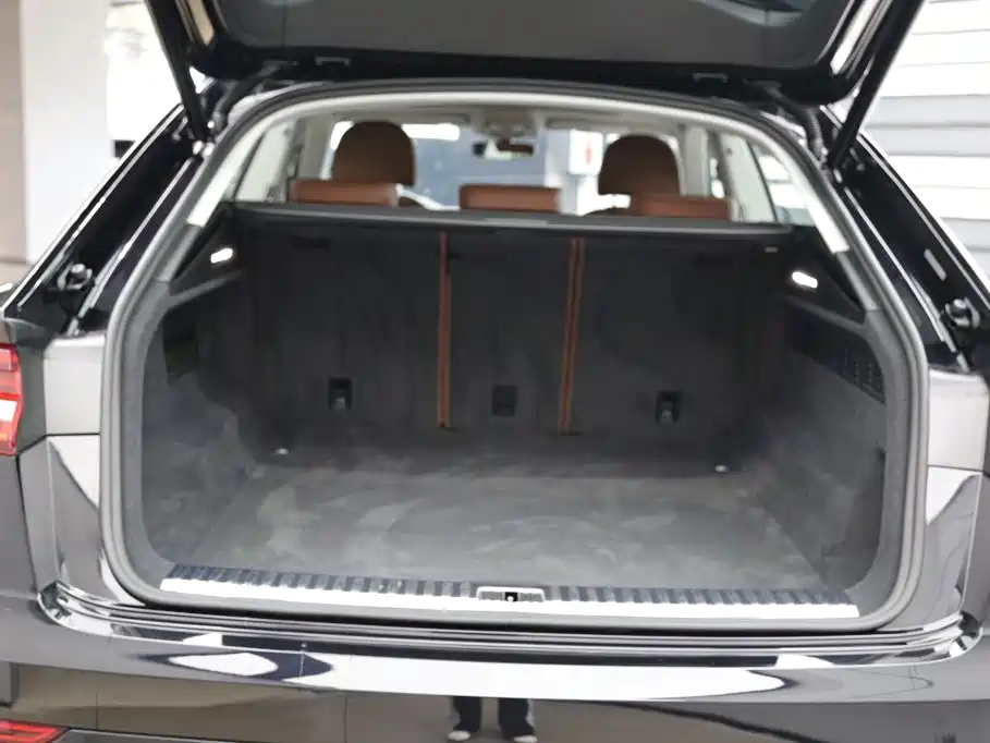 Audi Q8 — миниатюра 29