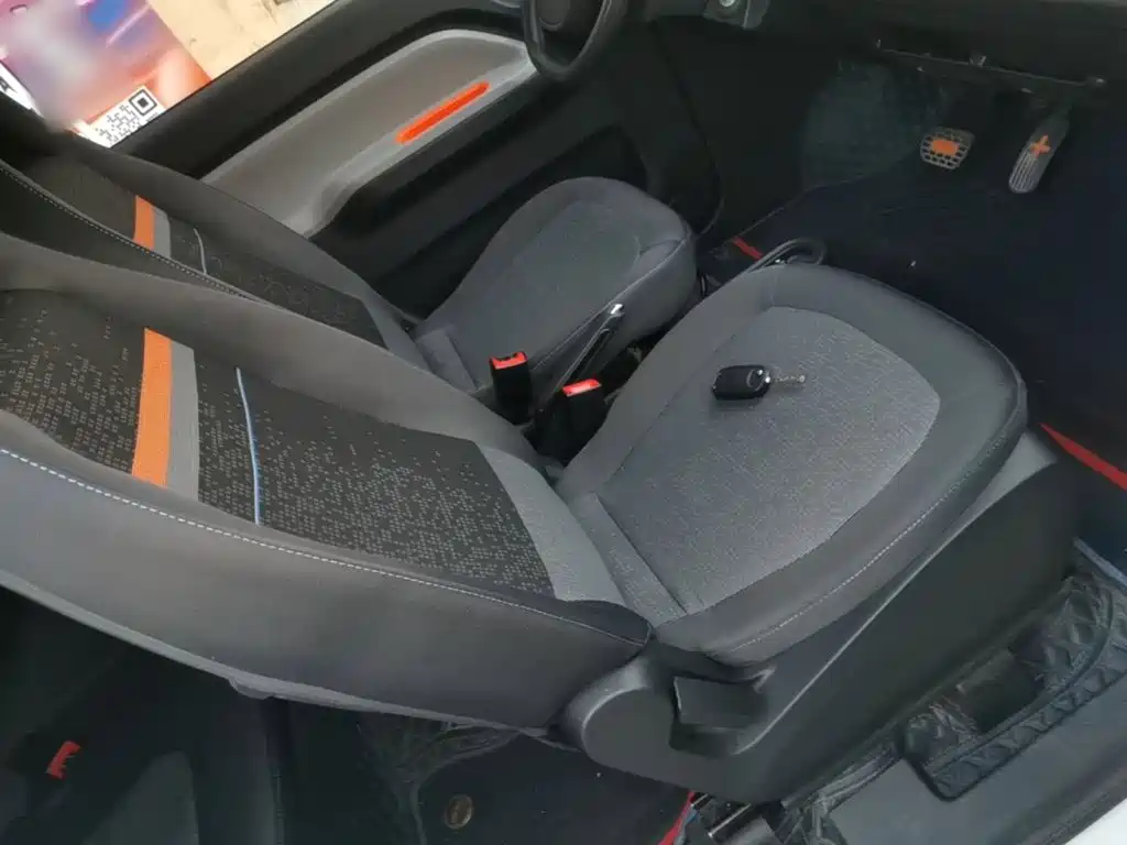 Wuling MINIEV — миниатюра 25