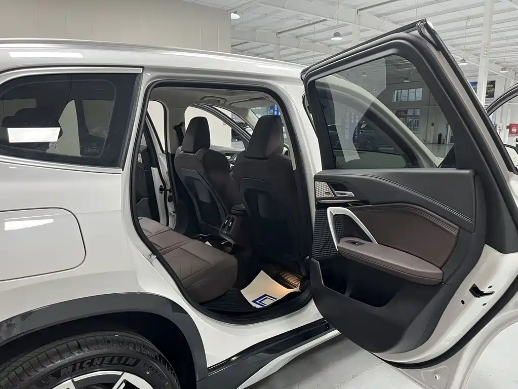 BMW X1 — миниатюра 10