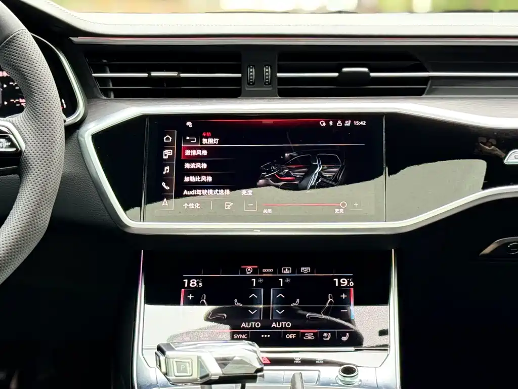 Audi A6L — миниатюра 10