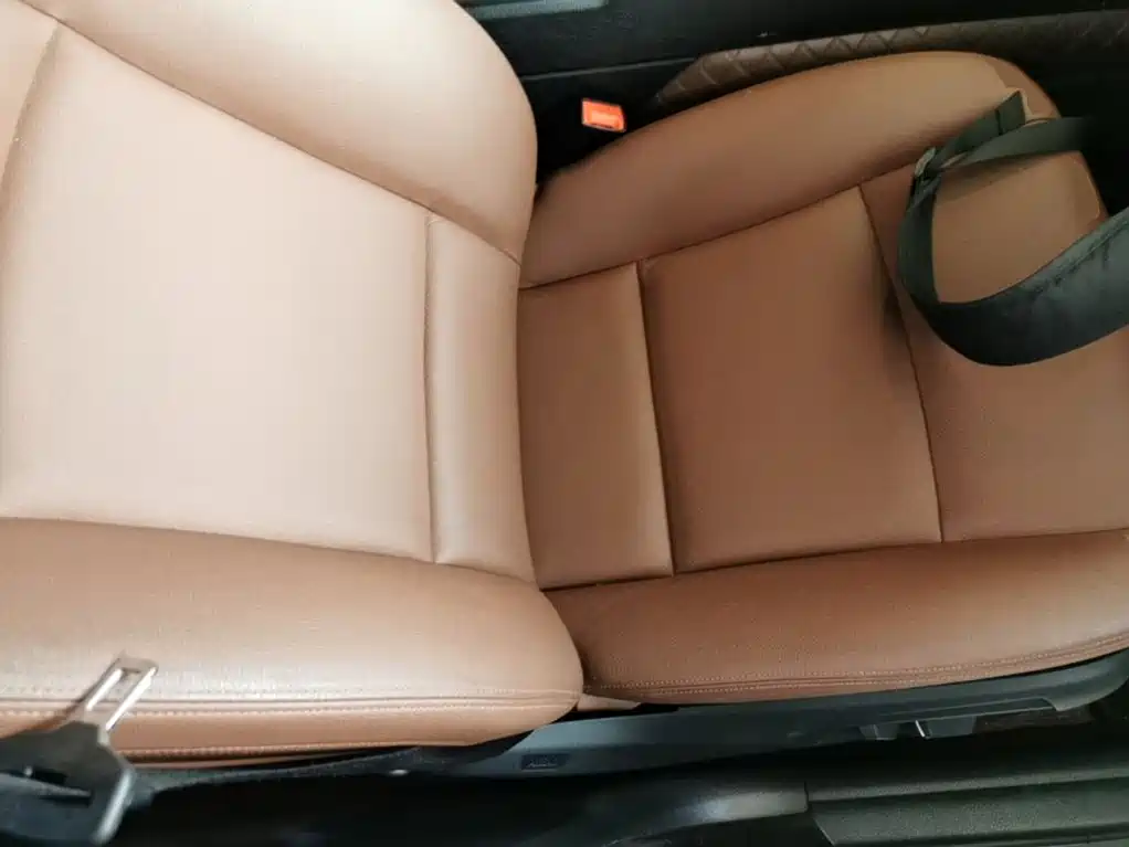 BMW 5 Series — миниатюра 25