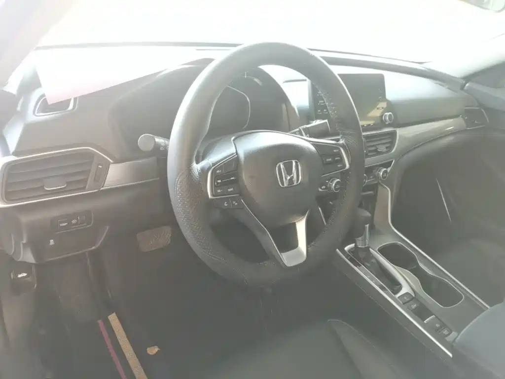 Honda Accord — миниатюра 10