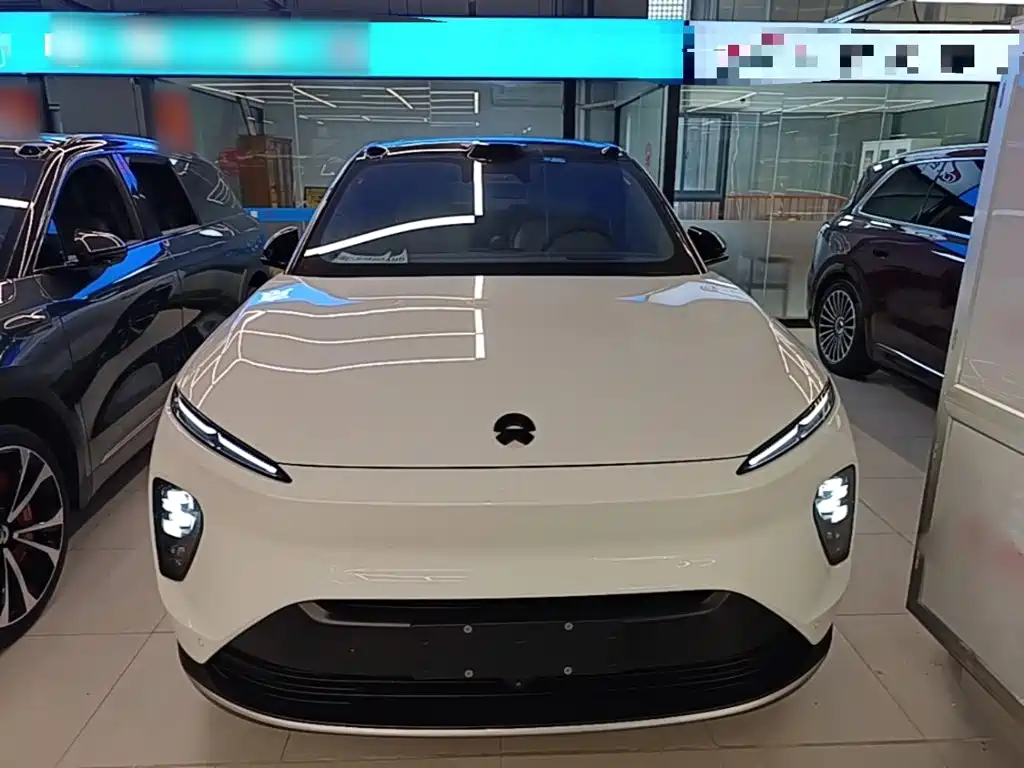 NIO ES8 — миниатюра 3