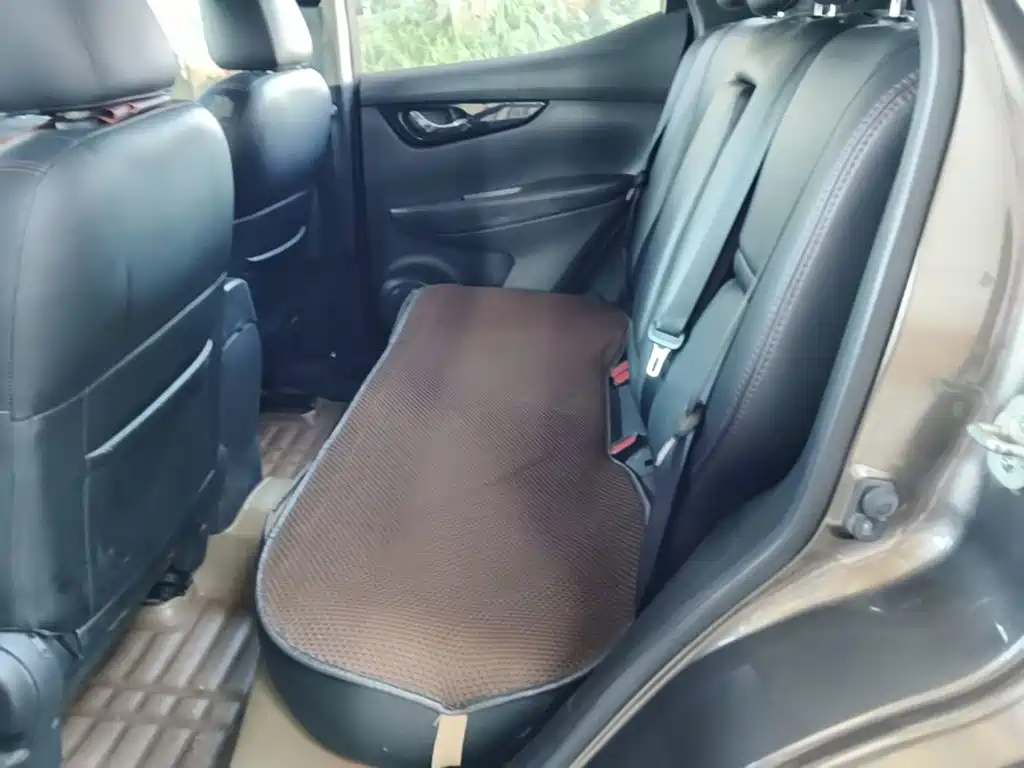 Nissan Qashqai — миниатюра 17