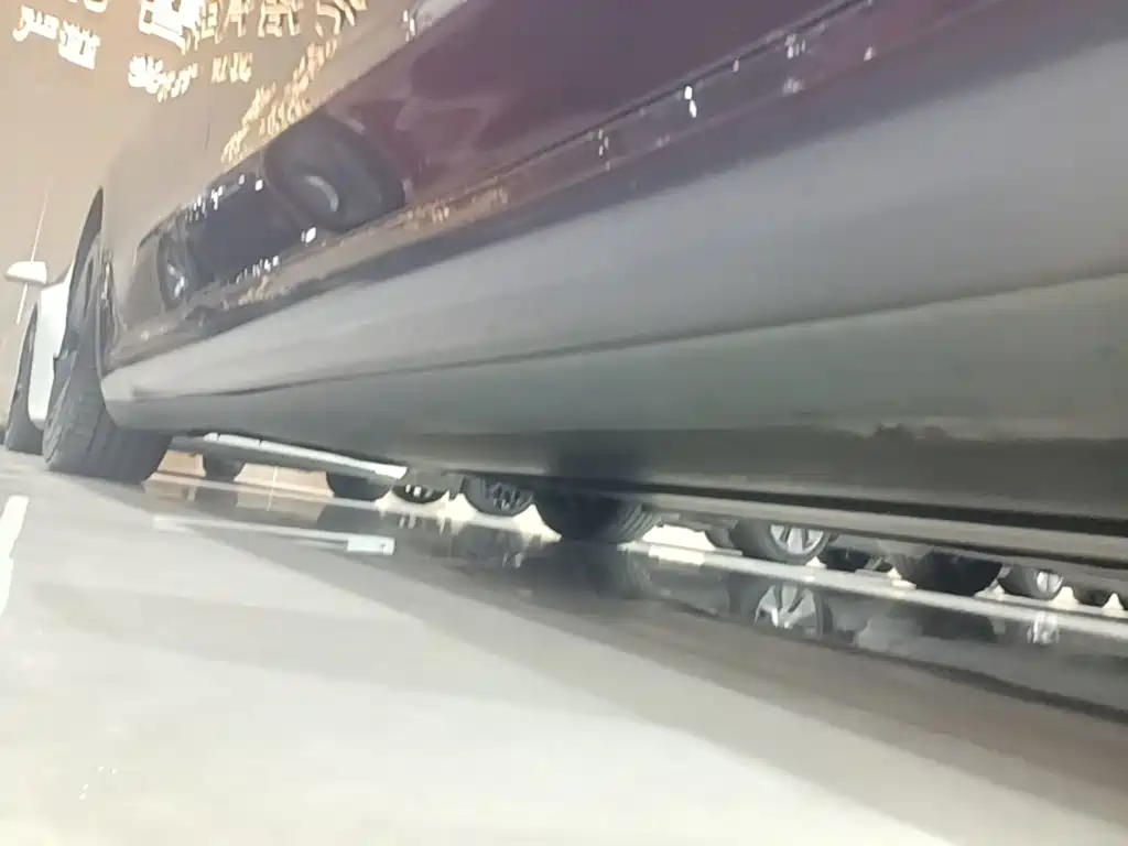 Tesla Model 3 — миниатюра 21