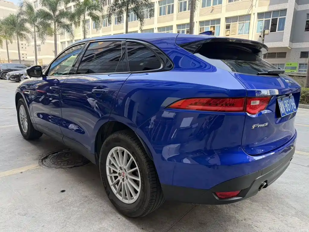 Jaguar F-PACE — миниатюра 7