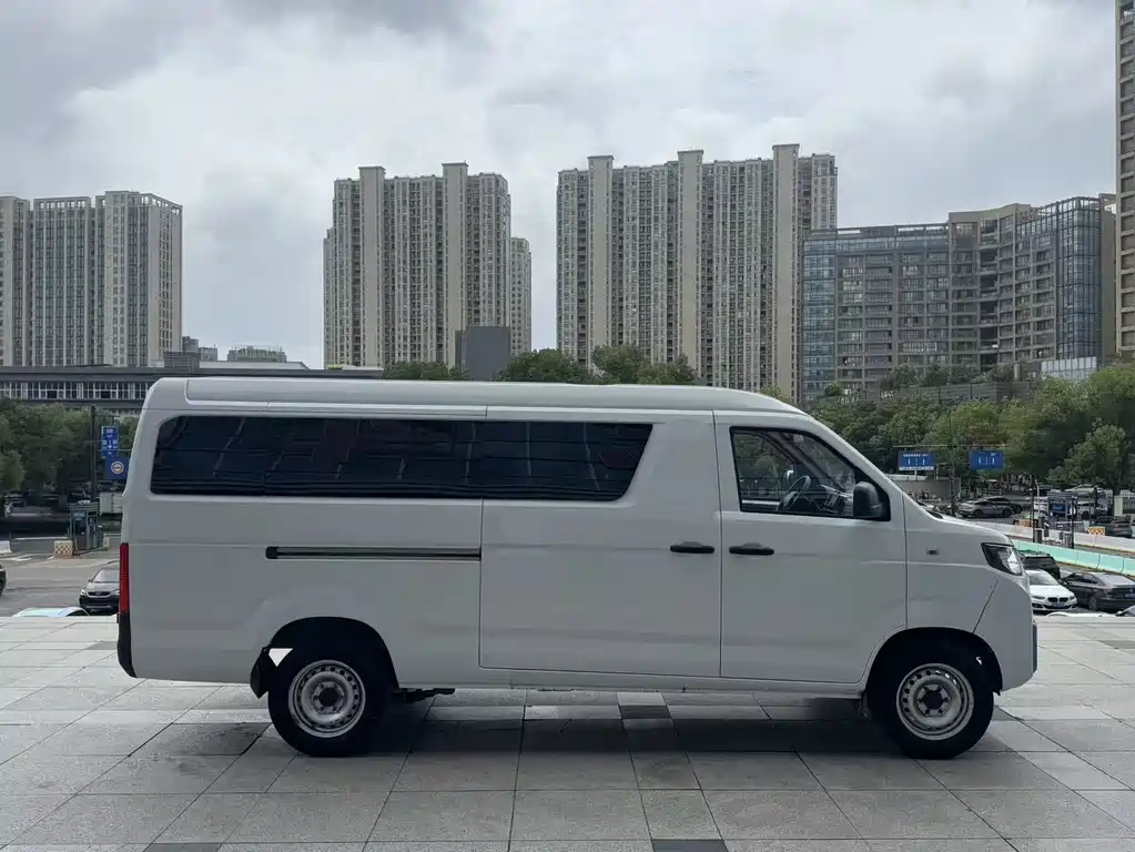 Karry Jiangtun E7 — миниатюра 5