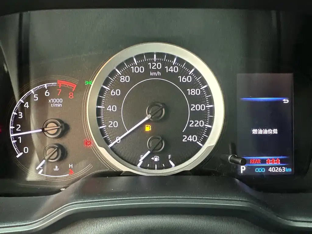 Toyota Corolla — миниатюра 14