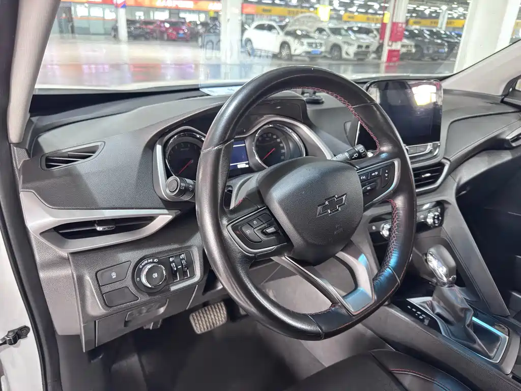 Chevrolet Volando — миниатюра 12