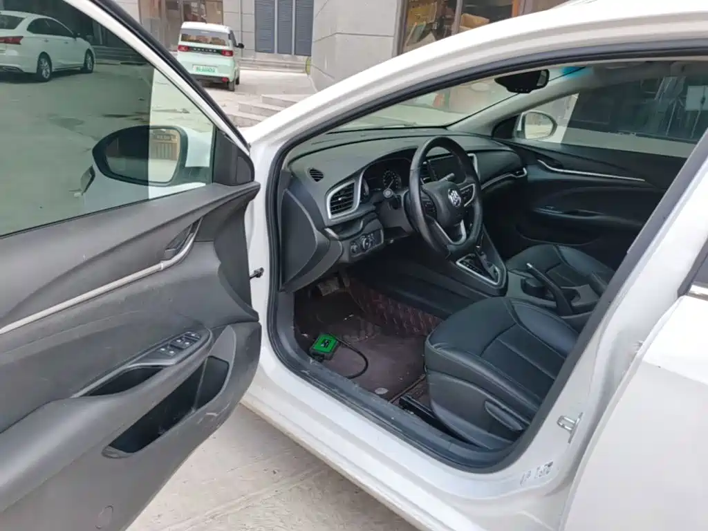 Buick Excelle — миниатюра 16