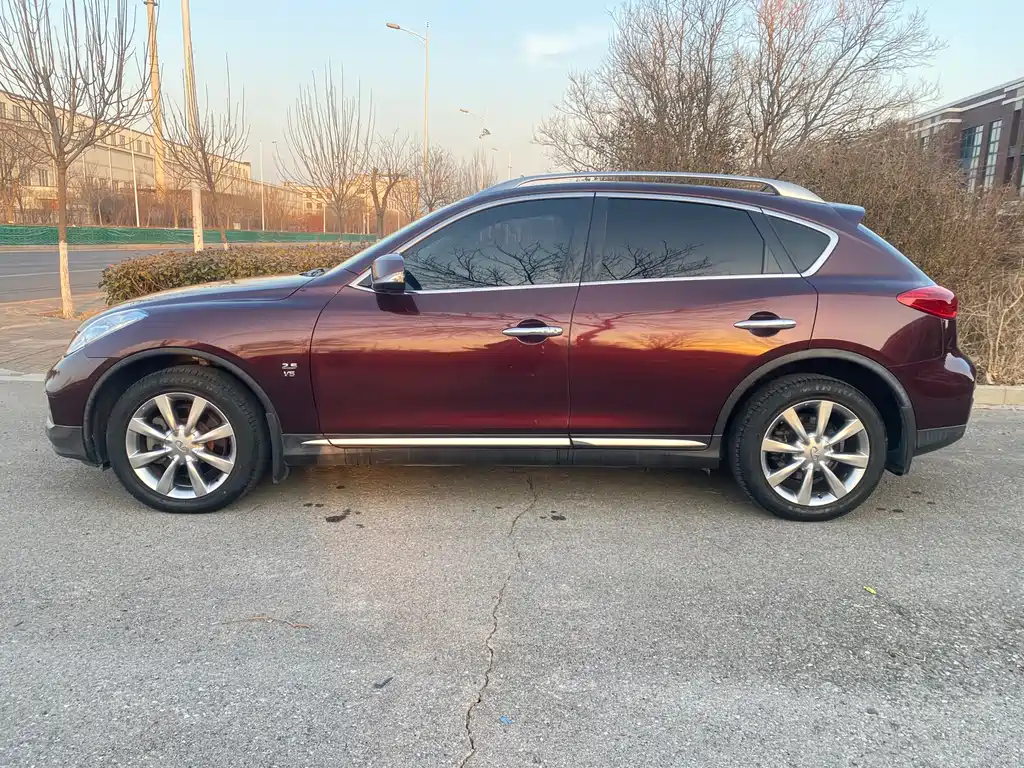 INFINITI QX50
