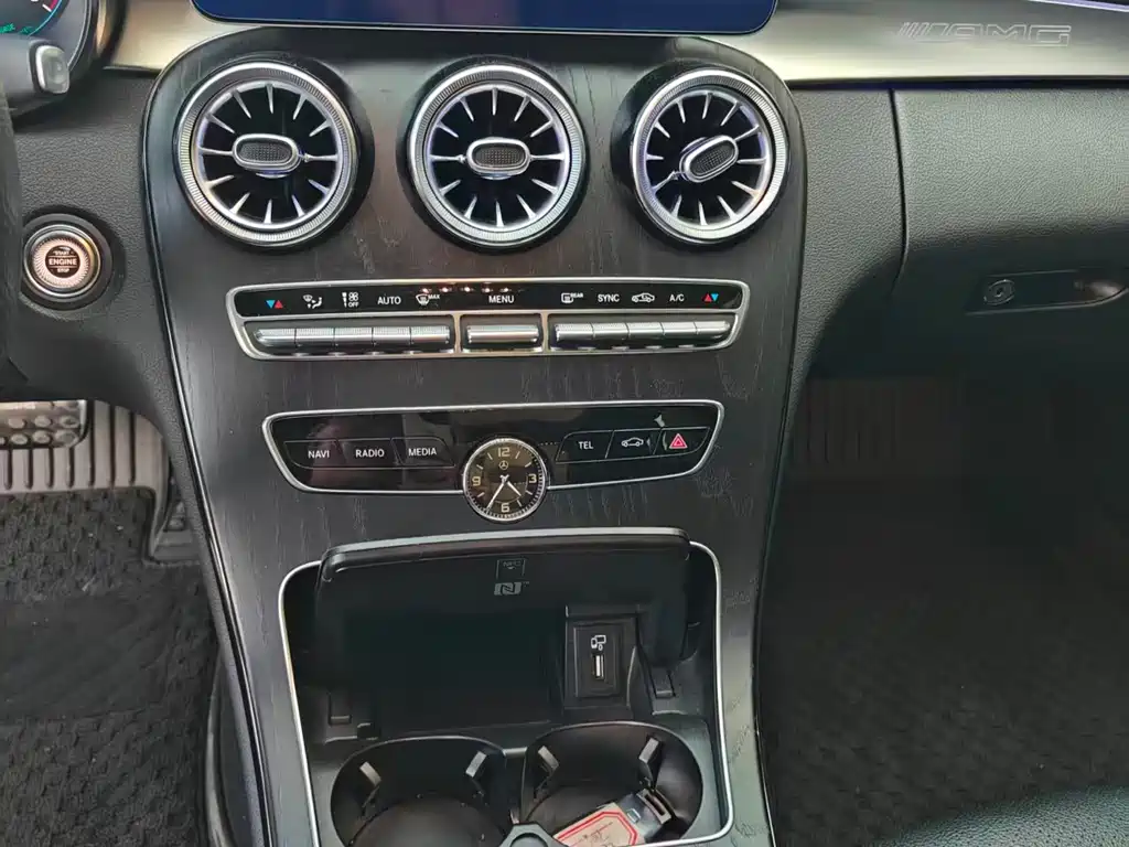 Mercedes-Benz C-Class — миниатюра 6
