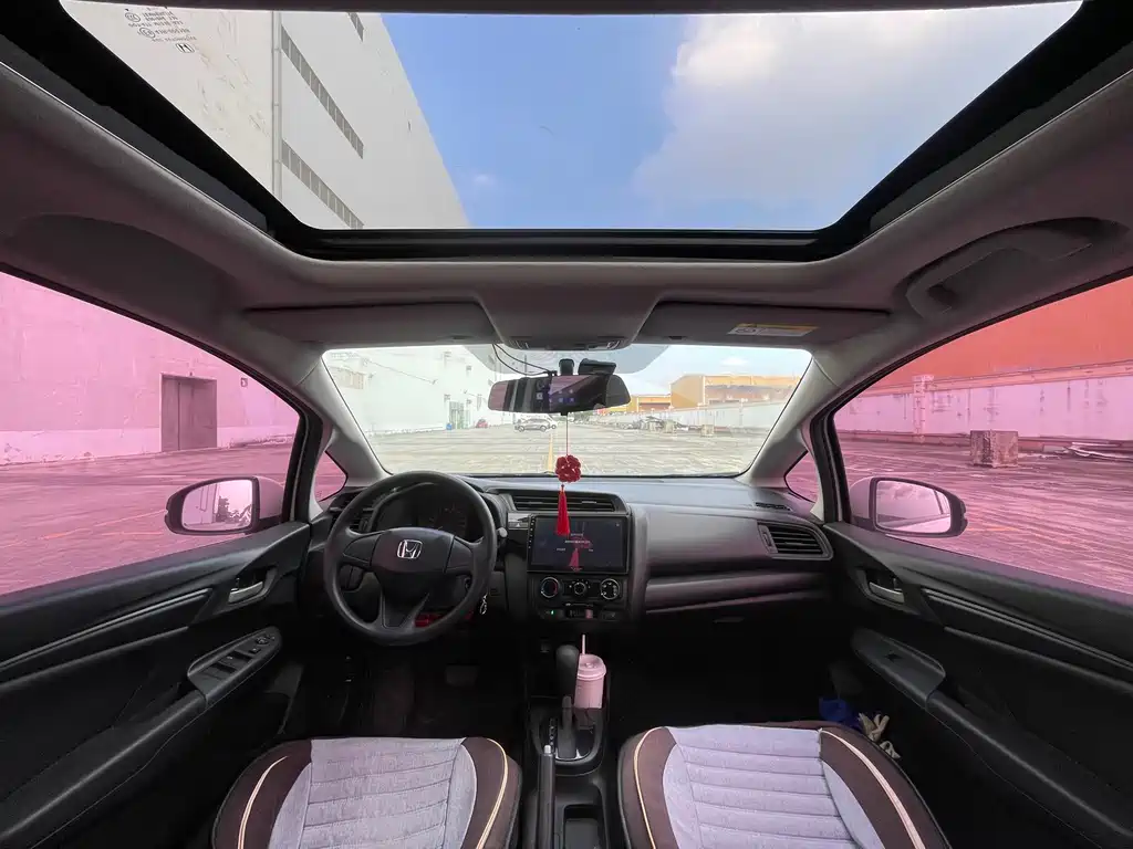 Honda Fit — миниатюра 15