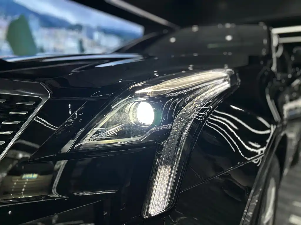 Cadillac XT5 — миниатюра 37