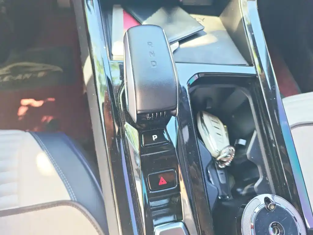 Geely Boyue — миниатюра 10