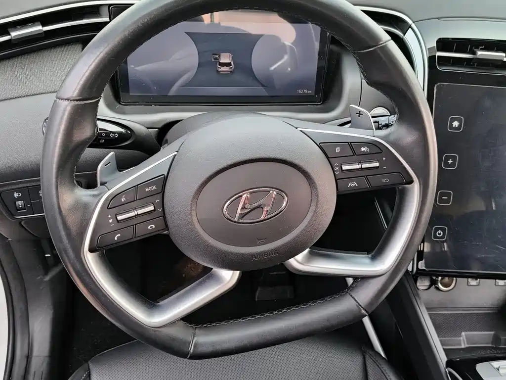 Hyundai Tucson — миниатюра 7