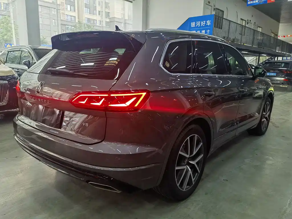 Volkswagen Touareg — миниатюра 4