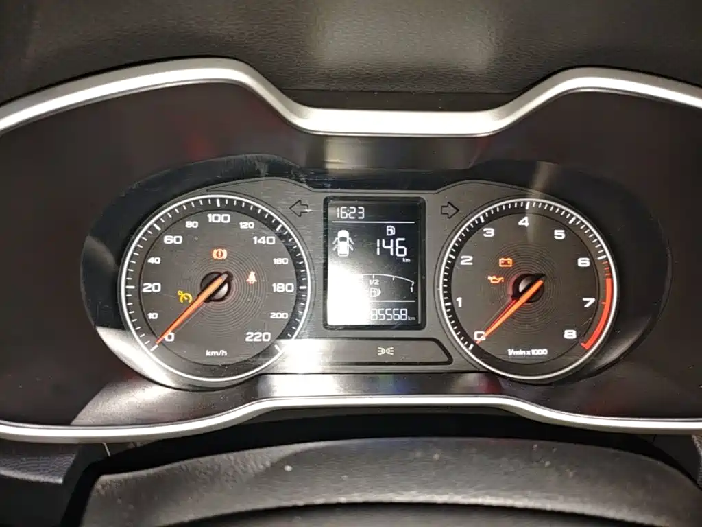 MG ZS — миниатюра 12