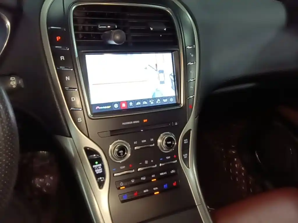 Lincoln MKX — миниатюра 13