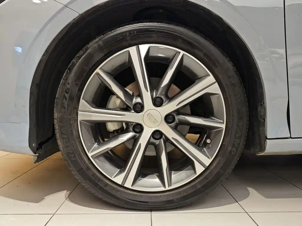Geely Emgrand — миниатюра 5
