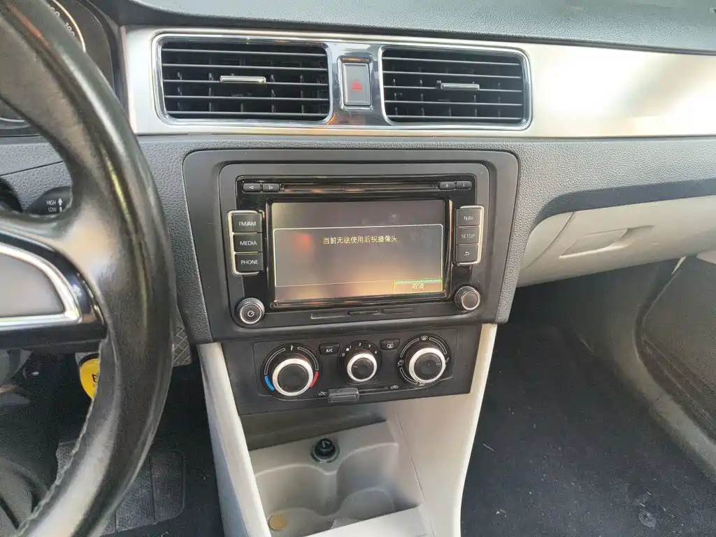 Skoda Rapid — миниатюра 9
