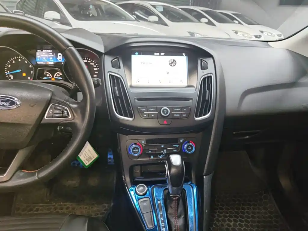 Ford Focus — миниатюра 13