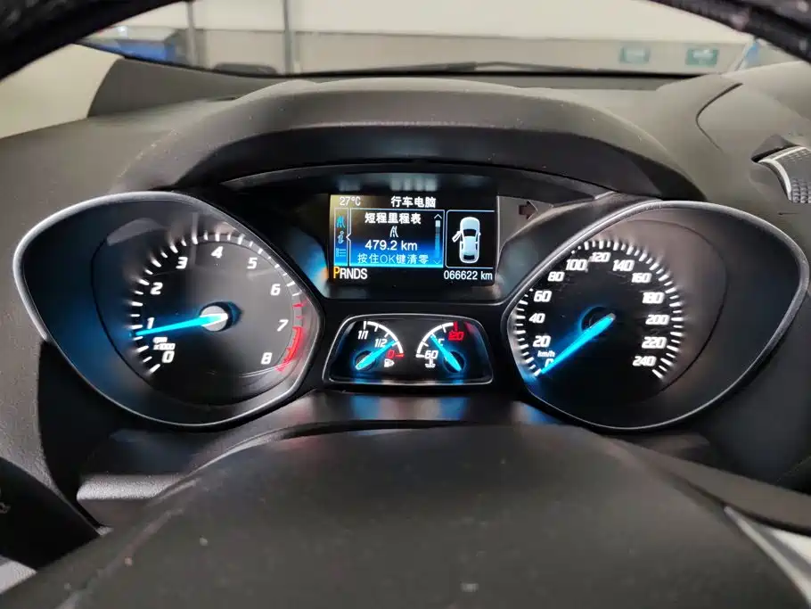 Ford Kuga — миниатюра 14