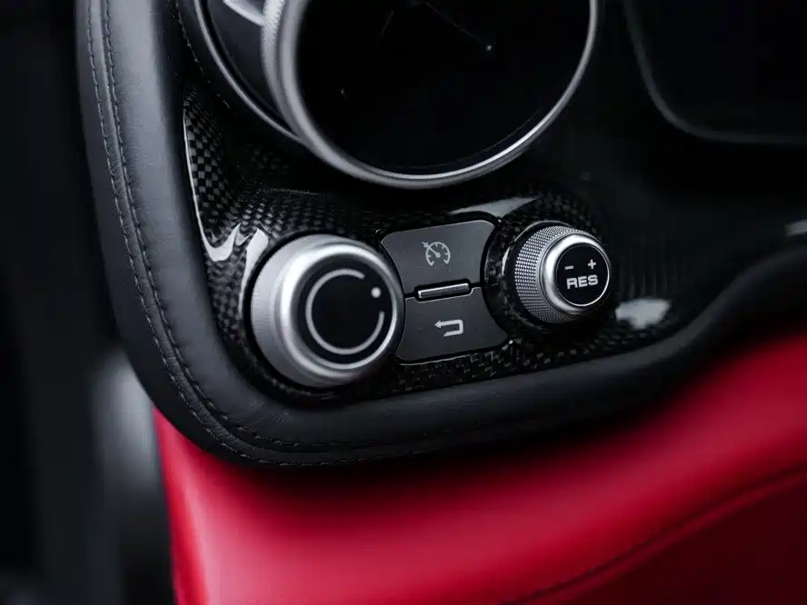 Ferrari GTC4Lusso 3.9T V8, фото 18