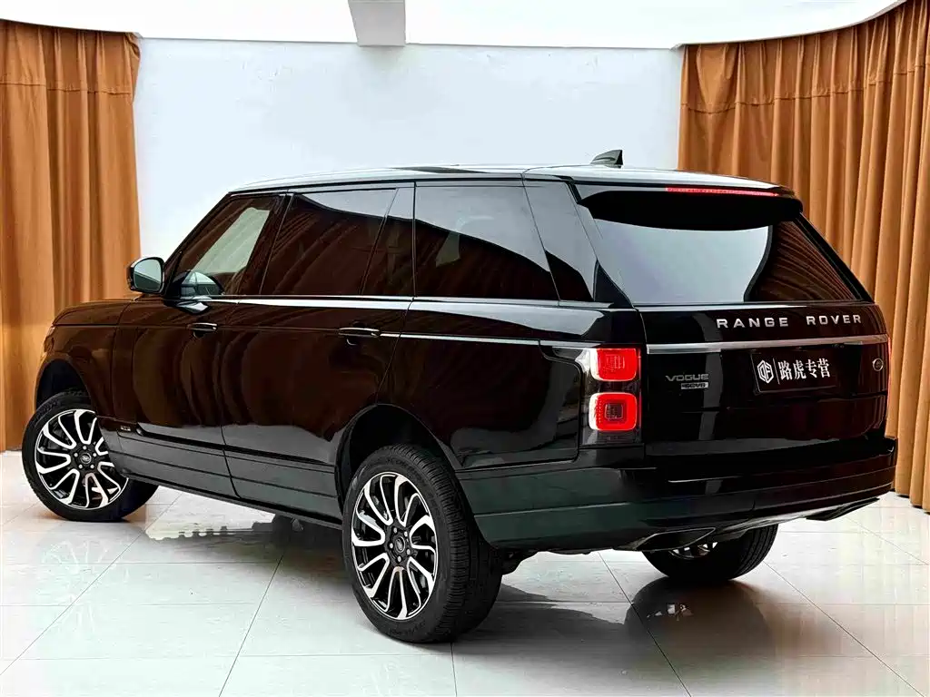 Land Rover Range Rover — миниатюра 6