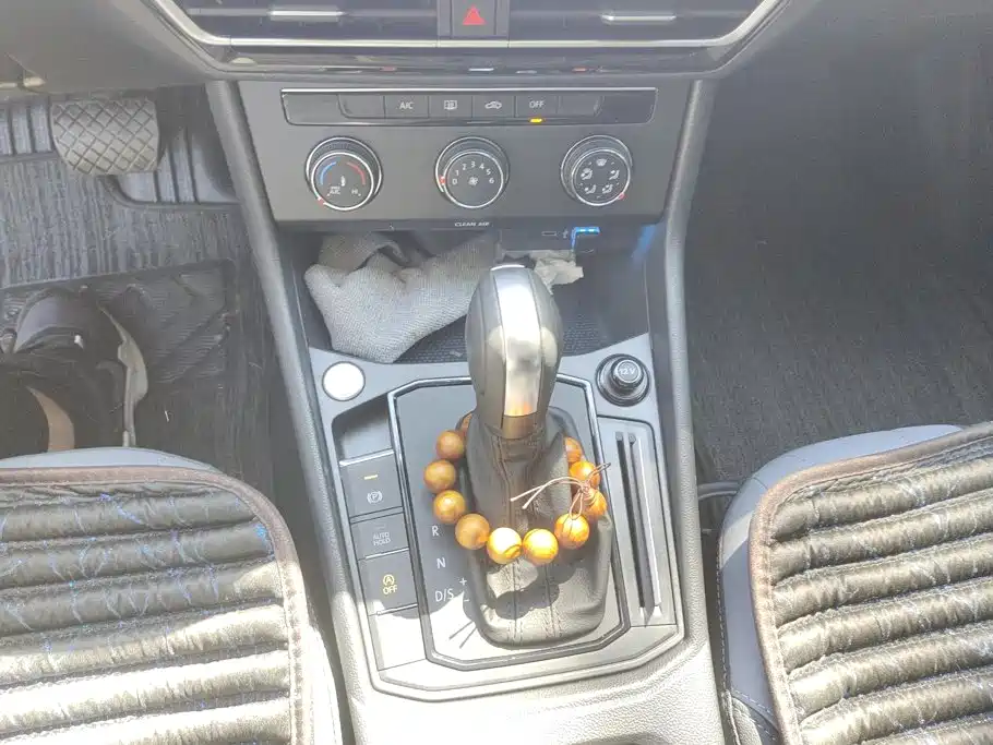 Volkswagen Lavida — миниатюра 16