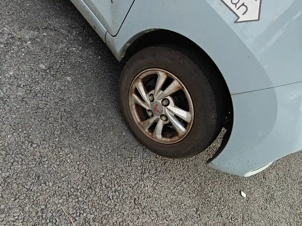 Wuling MINIEV — миниатюра 25