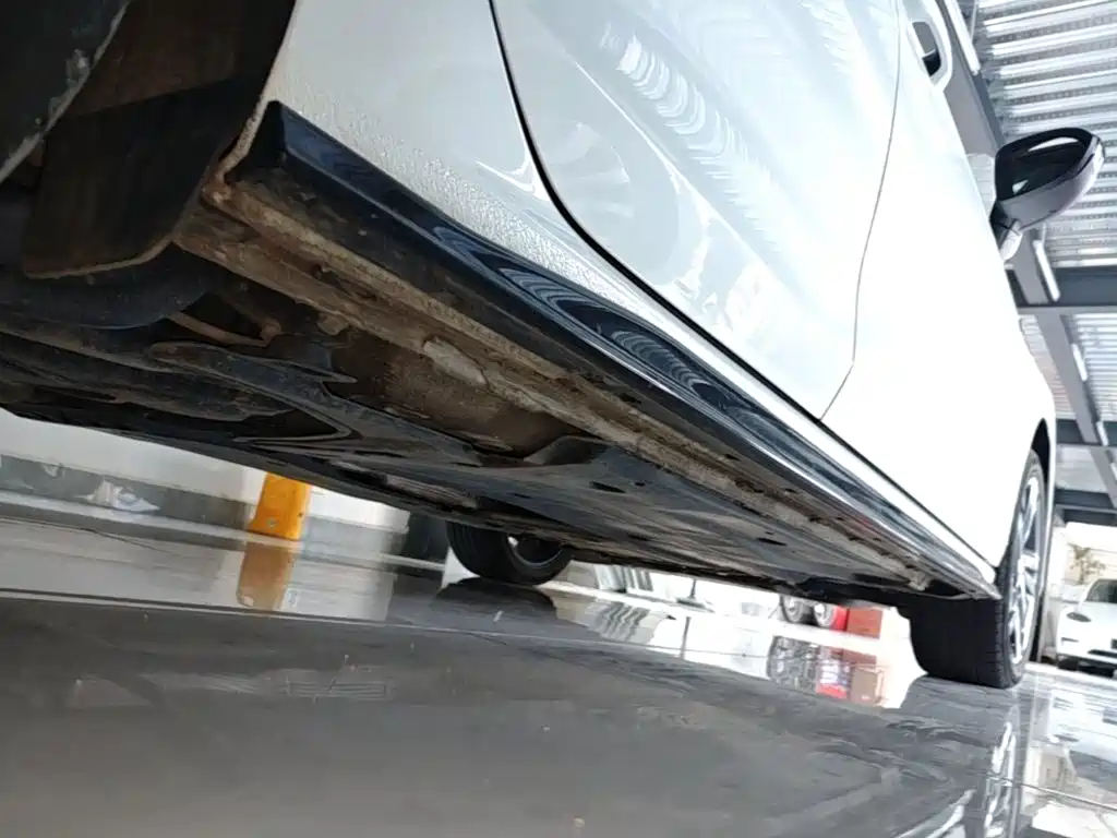 Volkswagen Golf — миниатюра 21