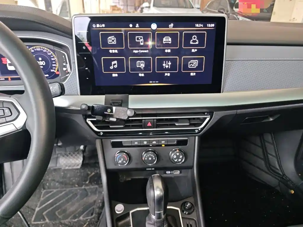 Volkswagen Lavida — миниатюра 13