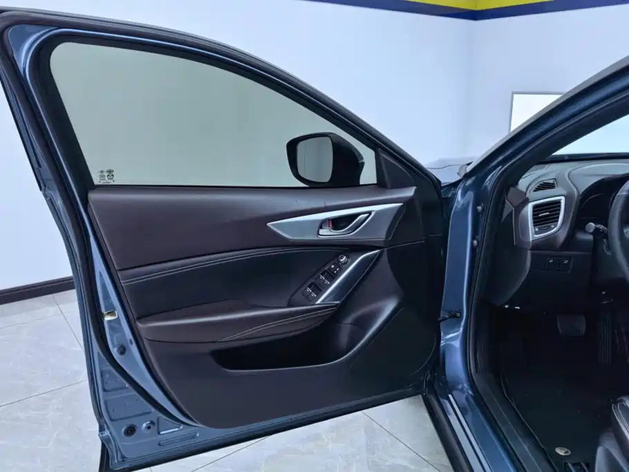 Mazda CX-4 — миниатюра 7