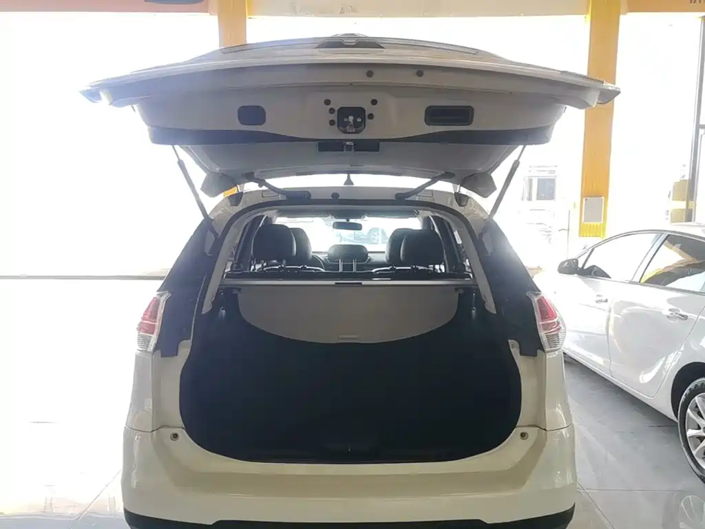 Nissan X-Trail — миниатюра 19
