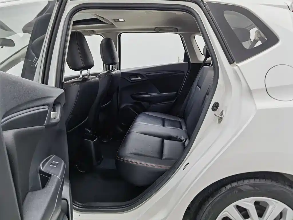 Honda Fit — миниатюра 15