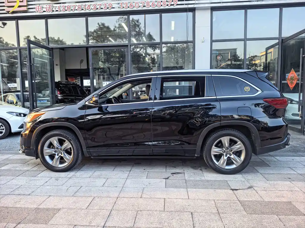Toyota Highlander — миниатюра 6