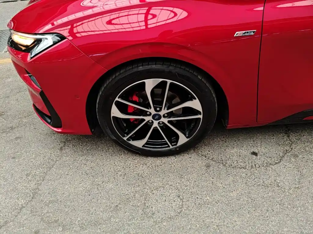Ford Mondeo — миниатюра 23